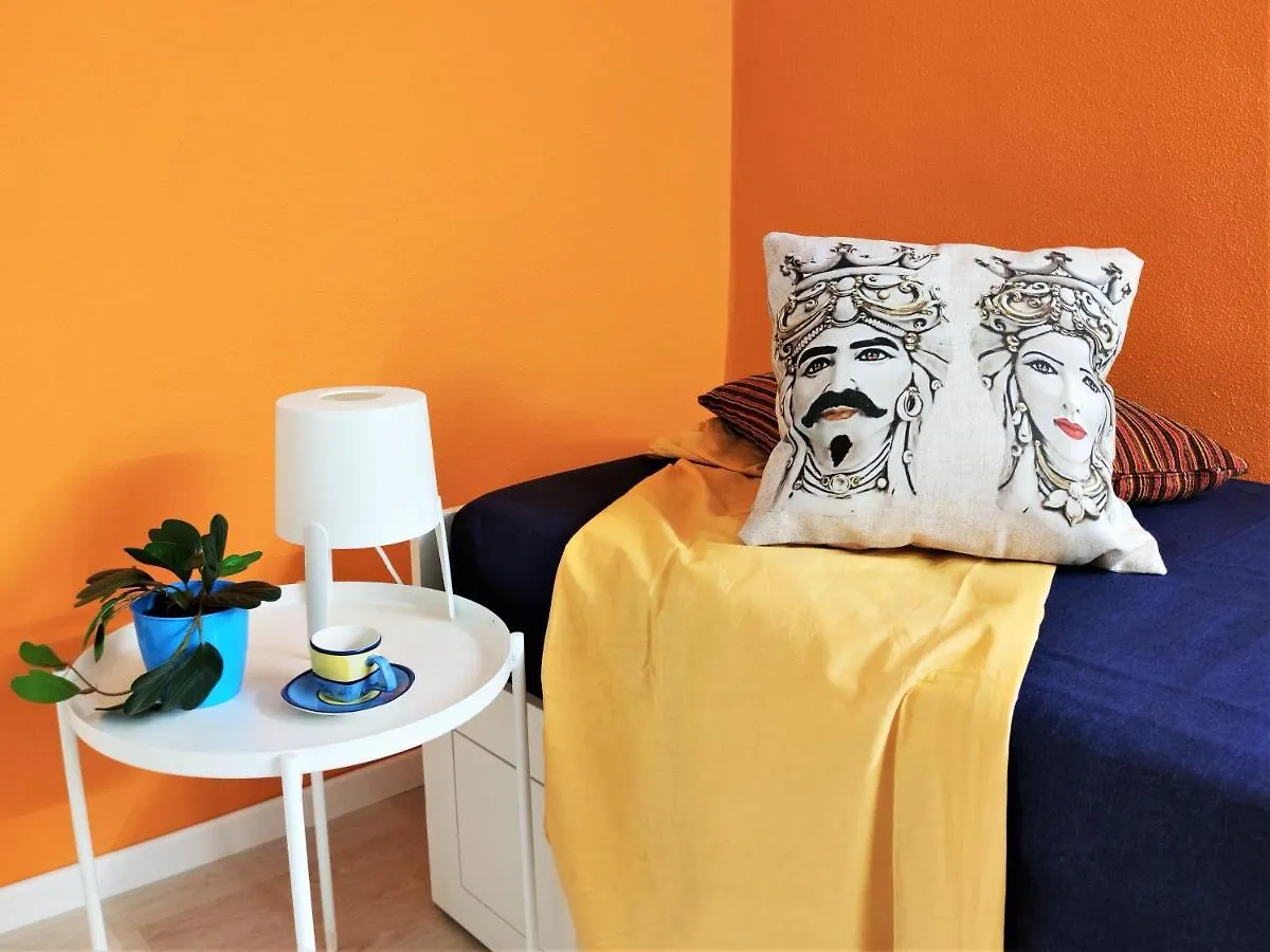 Central Apartments Caronda Mezzanine - Casa Vacanza Catania Italia